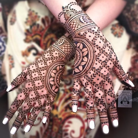 Jaal Pattern Back Hand Mehndi